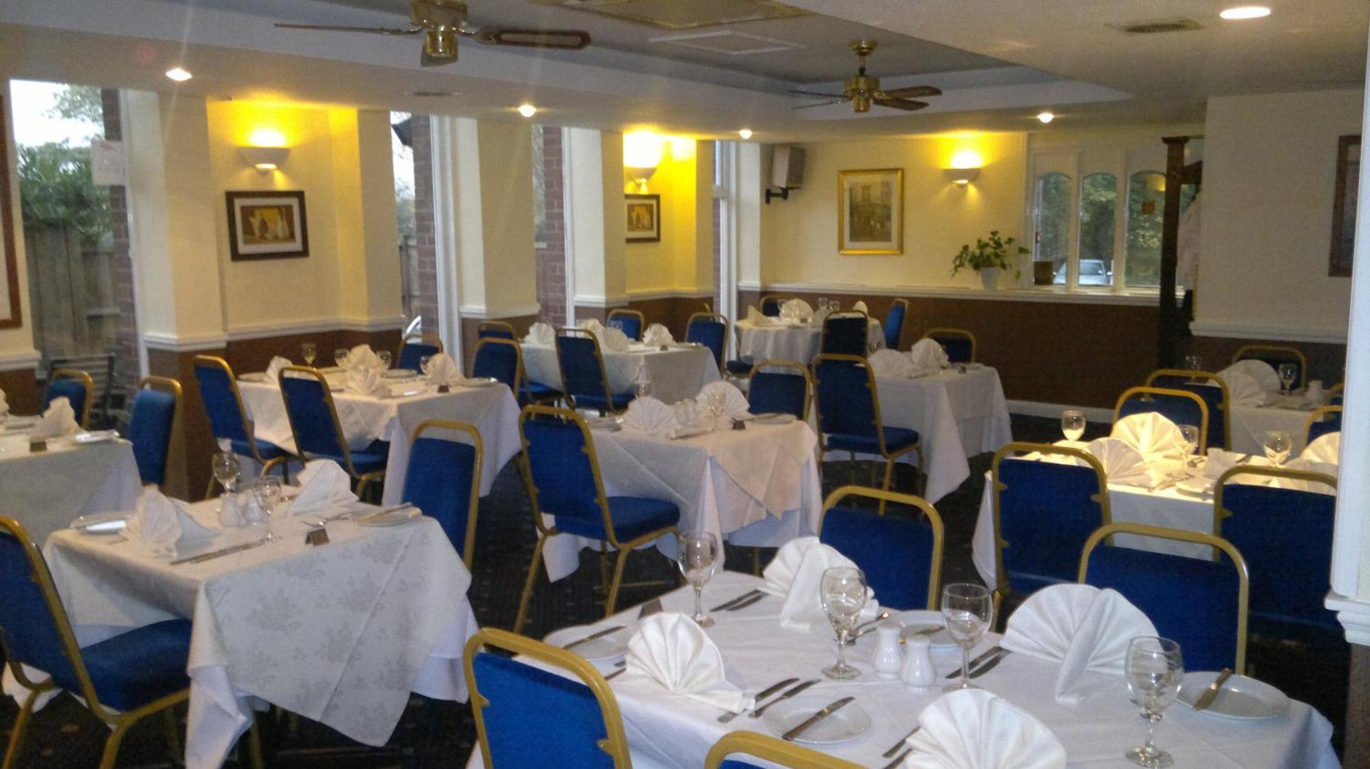 ליצ'פילד The Cathedral Hotel מראה חיצוני תמונה